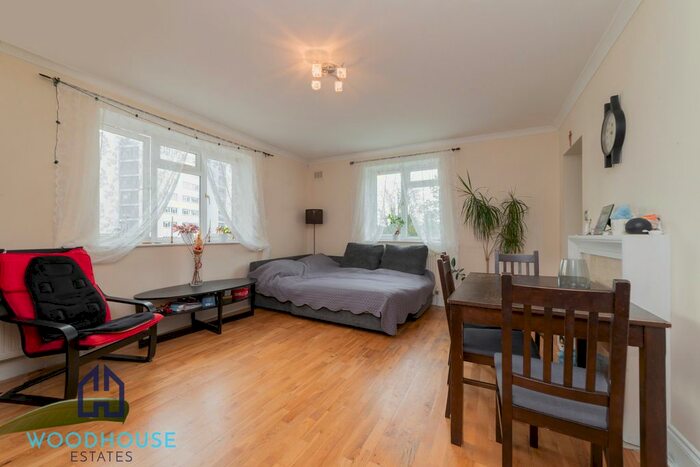 2 Bedroom Flat To Rent In Shoot Up Hill, London, NW2