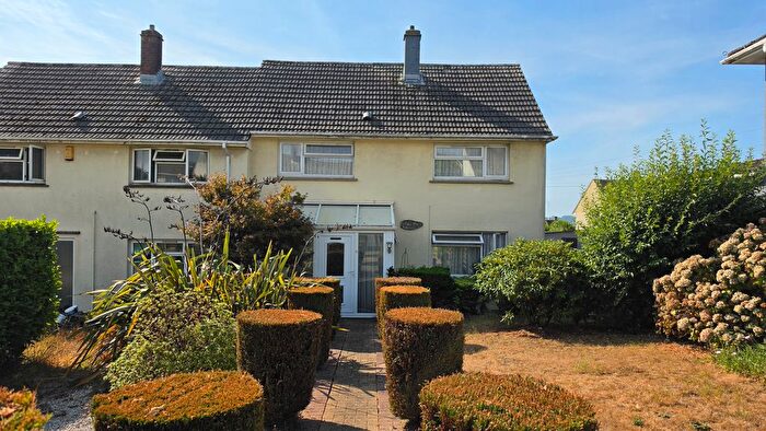 3 Bedroom Terraced House For Sale In Roberts Road, Plymouth, PL5