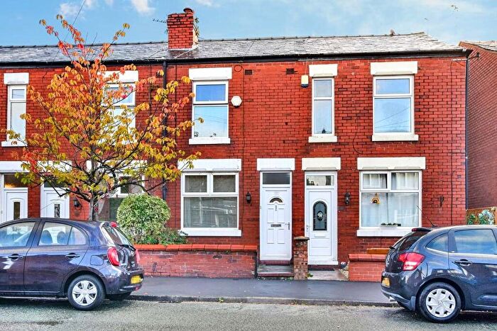 2 Bedroom Terraced House To Rent In Chadwell Road, Stockport, SK2