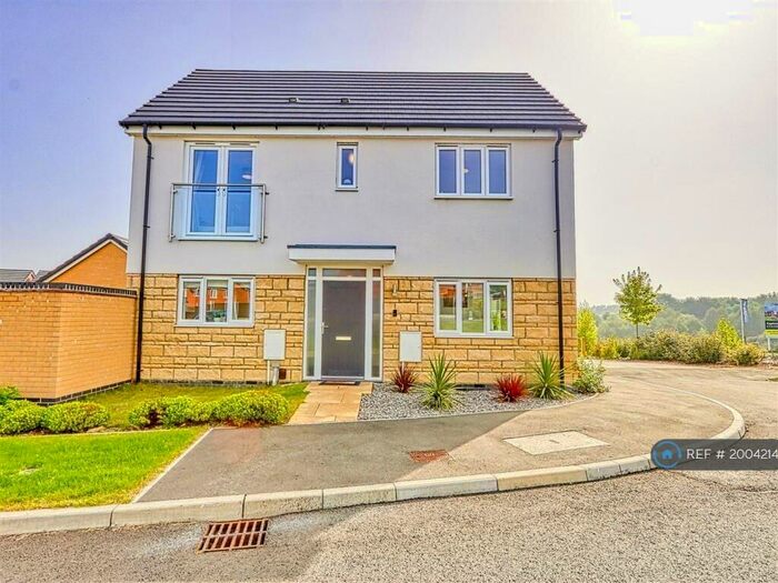 3 Bedroom Detached House To Rent In Swanwick Way, Chesterfield, S45