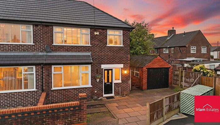 3 Bedroom Semi-Detached House For Sale In Rose Crescent, Irlam, M44