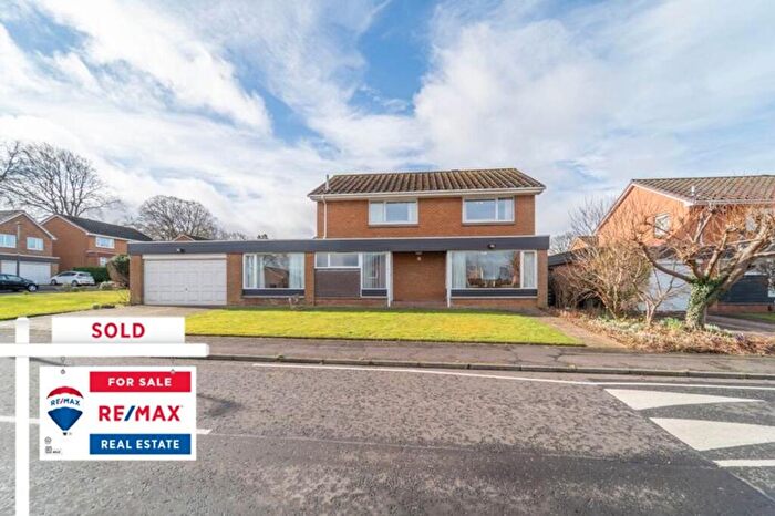 4 Bedroom Detached House For Sale In Newmills Grove, Balerno, EH14