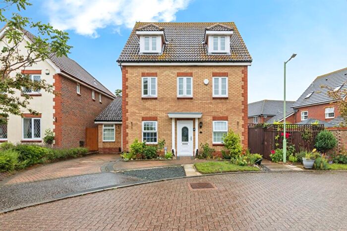 6 Bedroom Town House For Sale In Matlock Dale, Carlton Colville, Lowestoft, NR33