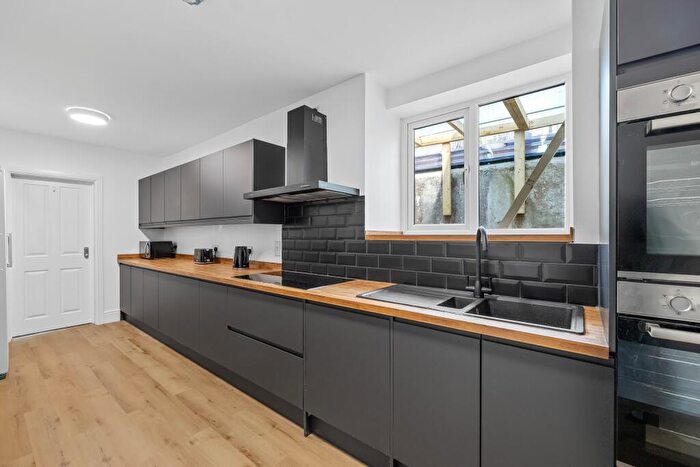 1 Bedroom House To Rent In Chudleigh Road, Laira, Plymouth, PL4