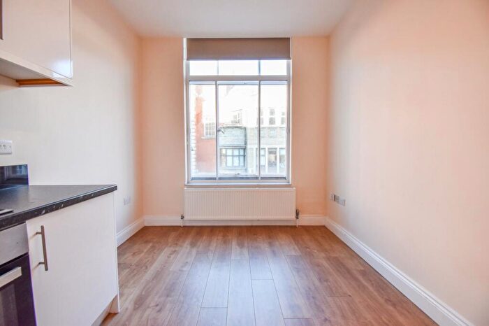 1 Bedroom Apartment To Rent In Derngate, Northampton, NN1
