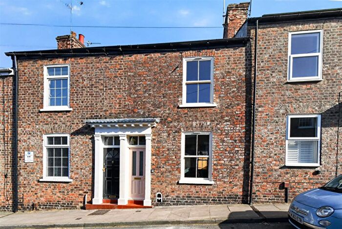 2 Bedroom Terraced House For Sale In Buckingham Court, York, YO1