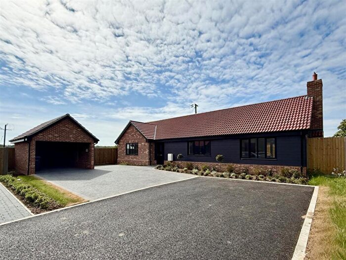 3 Bedroom Detached Bungalow For Sale In Barking, Barking Tye, IP6