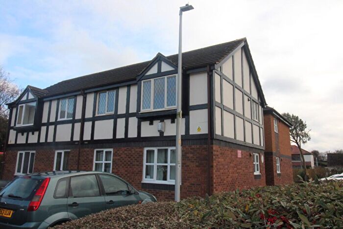 1 Bedroom Apartment For Sale In Greenfinch Court, Blackpool, Lancashire, FY3