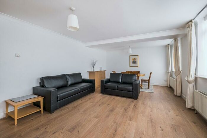 3 Bedroom Apartment To Rent In Manor Gardens London, N7