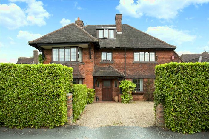 5 Bedroom Detached House To Rent In Ethorpe Close, Gerrards Cross, SL9