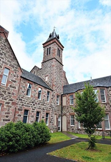 2 Bedroom Flat To Rent In Great Glen Place, Inverness, IV3