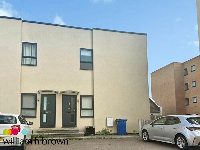 2 Bedroom Property To Rent In Dock Road, Tilbury, RM18