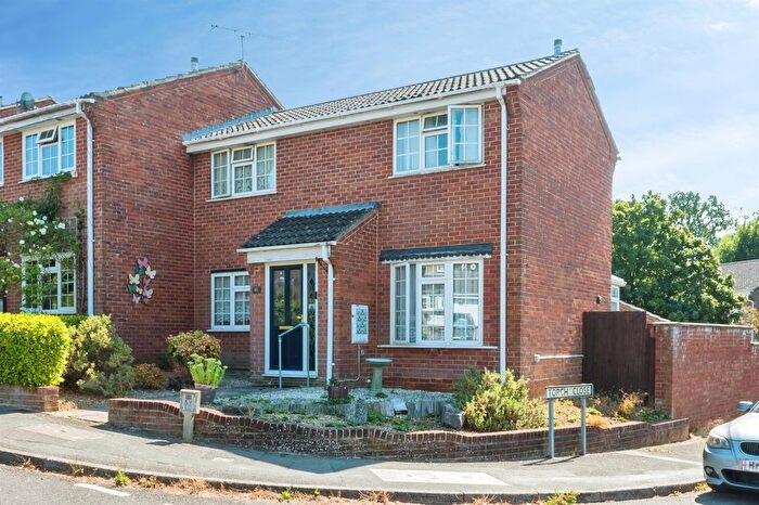 3 Bedroom Semi Detached House For Sale In Olympic Way, Bishopstoke, Eastleigh, SO50