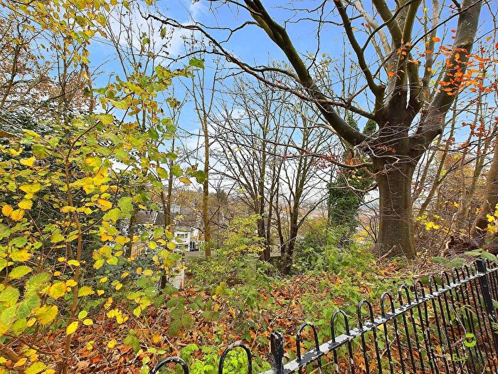 3 Bedroom Terraced House For Sale In Felspar Close, London, SE18