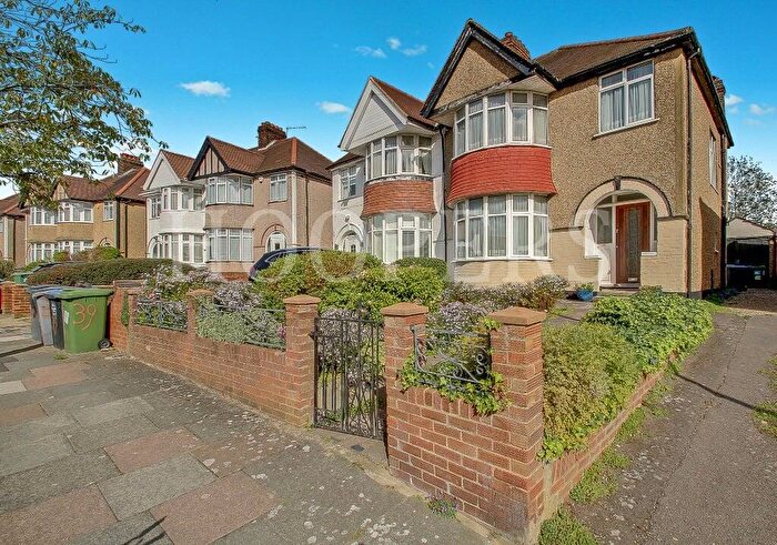 3 Bedroom Semi-Detached House For Sale In Randall Avenue, London, NW2