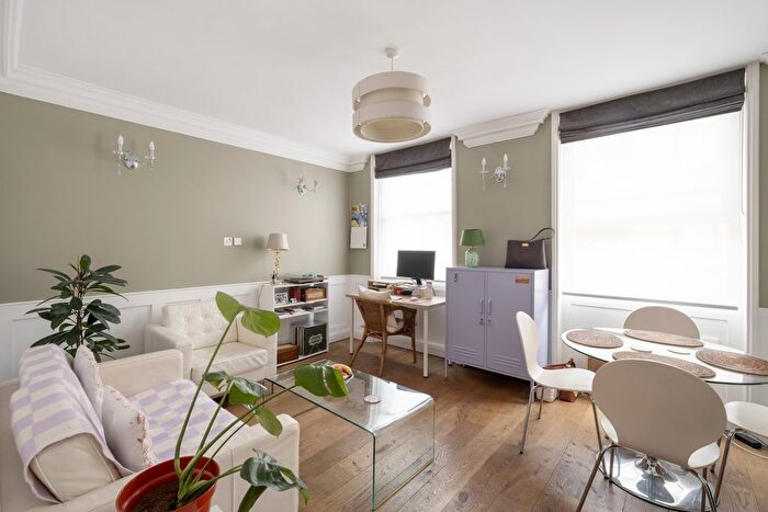1 Bedroom Flat For Sale In Earlham Street, Covent Garden, WC2H