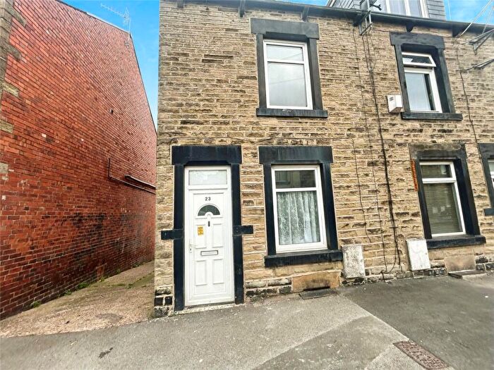 4 Bedroom End Of Terrace House To Rent In Farrar Street, Barnsley, South Yorkshire, S70