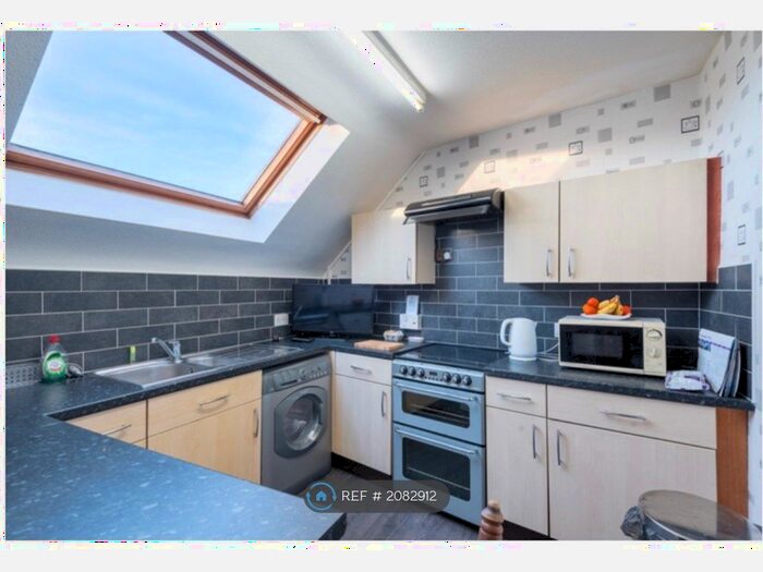 2 Bedroom Flat To Rent In West Keptie Street, Arbroath, DD11