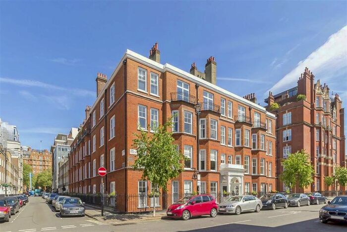 2 Bedroom Flat To Rent In York Street, London, W1H