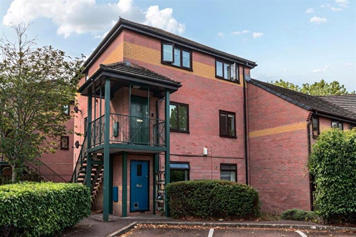 1 Bedroom Flat For Sale In New Walls, Totterdown, Bristol, BS4