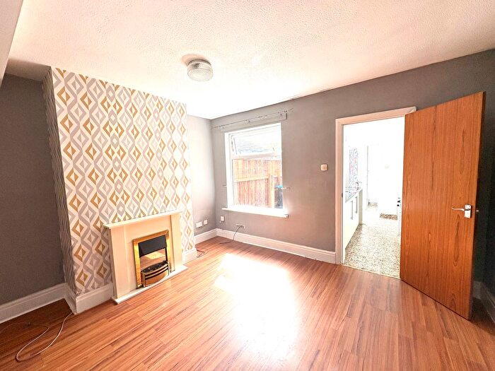 2 Bedroom Property To Rent In Well Street, Winsford, CW7