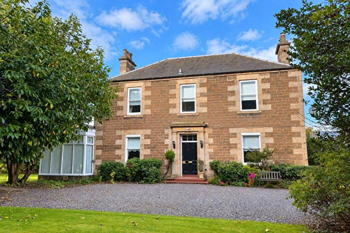 4 Bedroom Detached House To Rent In Balbirnie Street, Markinch, Glenrothes, Fife, KY7