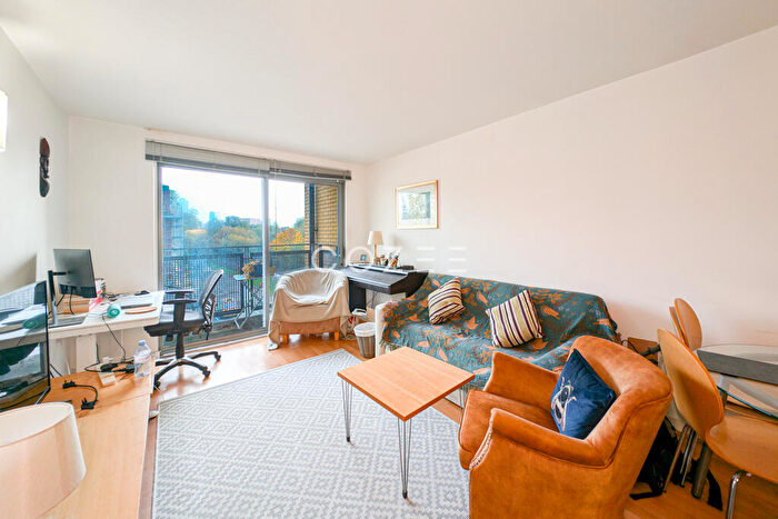 1 Bedroom Flat To Rent In Deals Gateway, Deptford, SE13