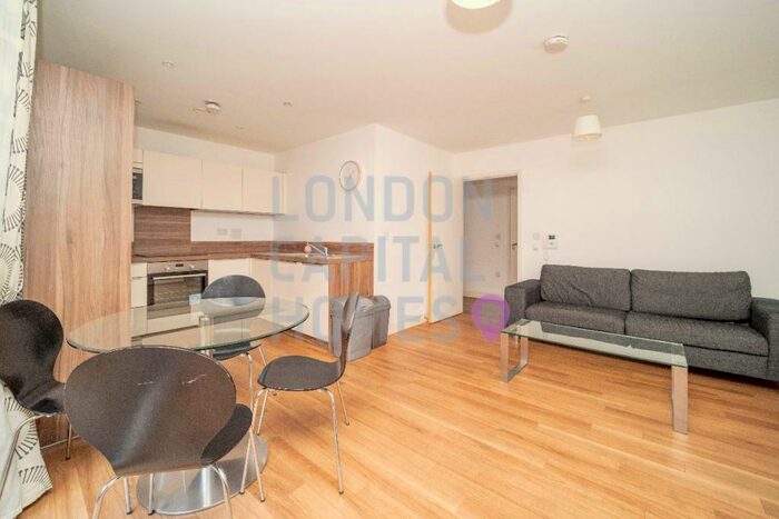 2 Bedroom Apartment To Rent In Copenhagen Court, Pell Street, London, Lewisham, Greater London, SE8