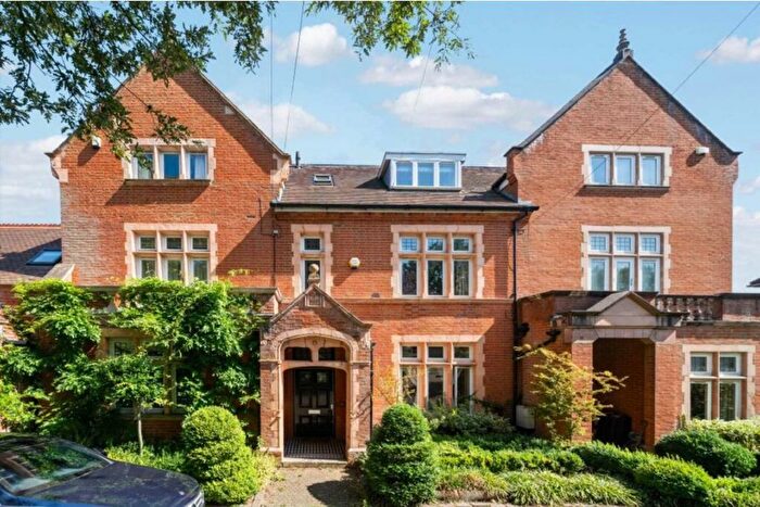 4 Bedroom Detached House To Rent In Arthur Road, Wimbledon Village, SW19