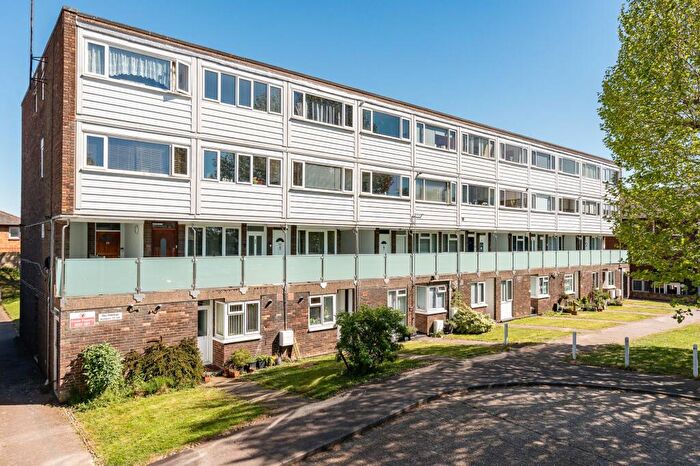 1 Bedroom Flat For Sale In Crib Street, Ware, SG12