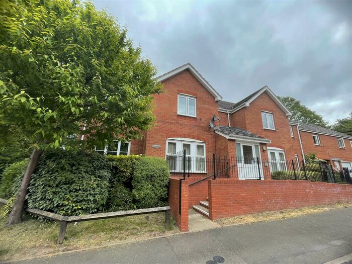 2 Bedroom Apartment To Rent In Hickory Close Walsgrave Coventry, CV2