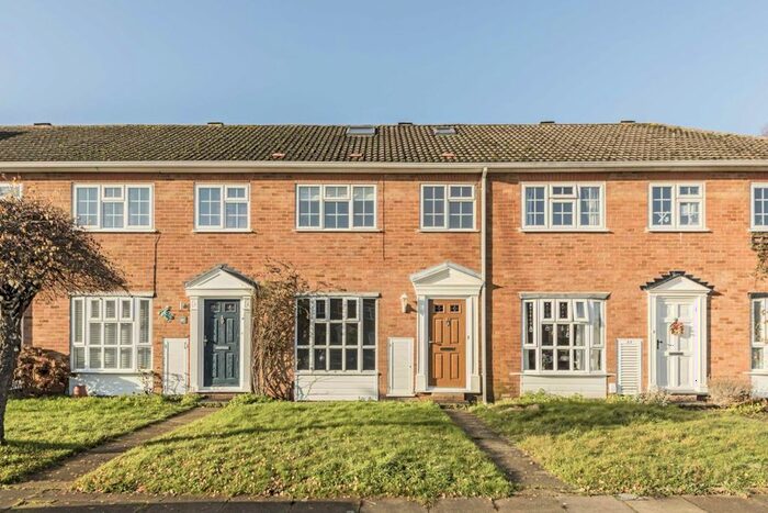 4 Bedroom Property To Rent In Queen Annes Close, Twickenham, TW2