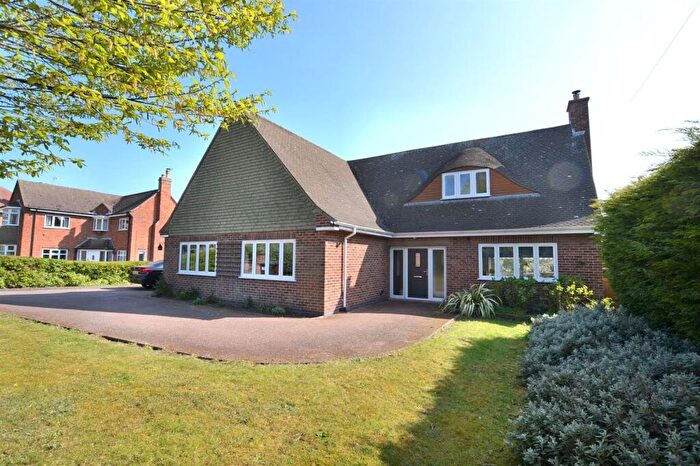 3 Bedroom Detached House For Sale In Leicester Road, Shepshed, LE12