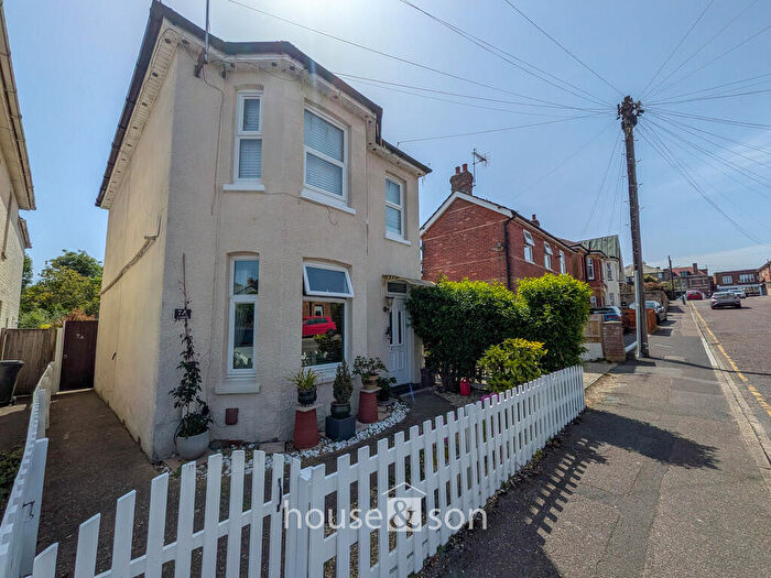 1 Bedroom Flat For Sale In Luther Road, Bournemouth, BH9