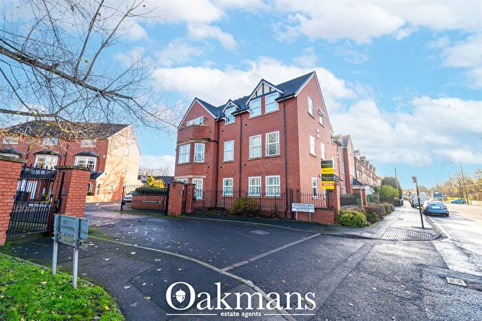 2 Bedroom Flat For Sale In Riverside Drive, Selly Park, Birmingham, West Midlands, B29
