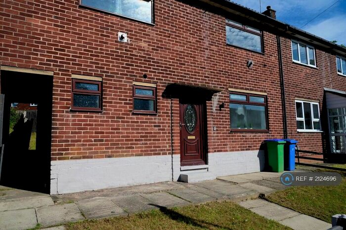 3 Bedroom Terraced House To Rent In Kirkstall Road, Middleton, Manchester, M24