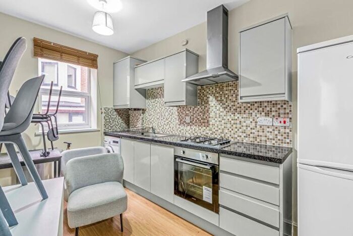 1 Bedroom Apartment To Rent In Hessel Street London, E1