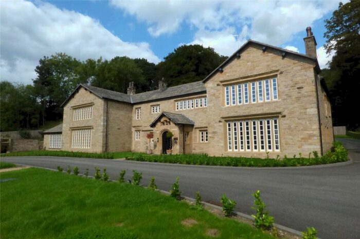 2 Bedroom Apartment To Rent In Holme Hall, Burnley Road, Burnley, Lancashire, BB10