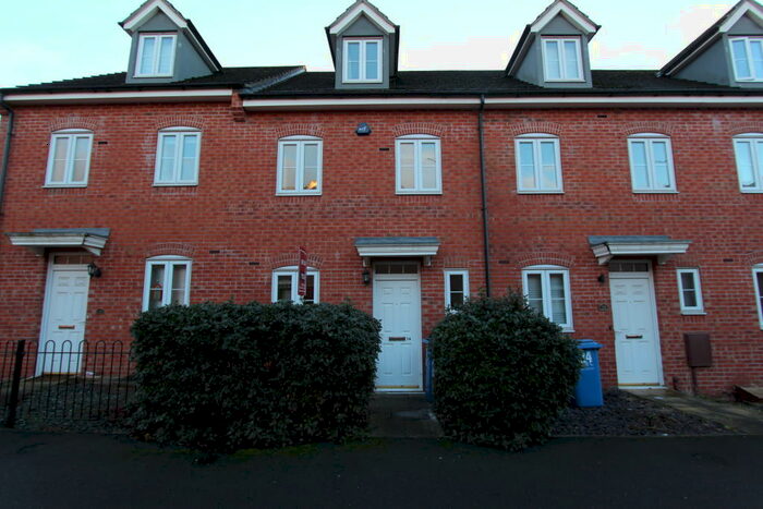 3 Bedroom Town House To Rent In Widdowson Road, Long Eaton, NG10