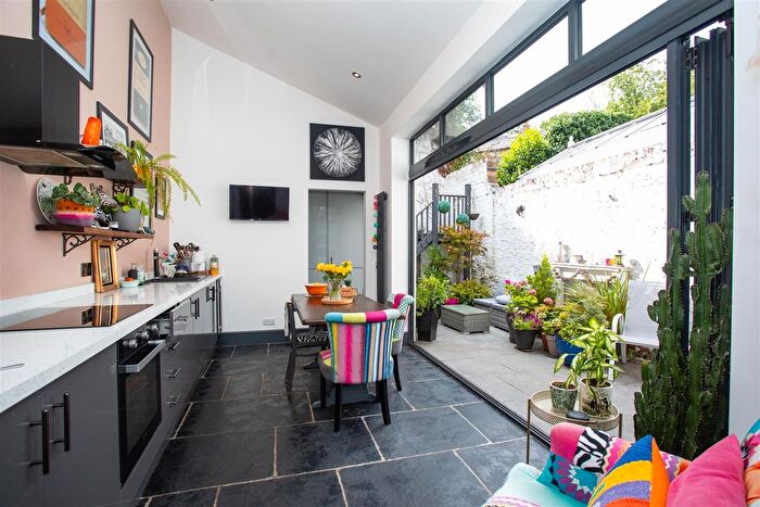 4 Bedroom Terraced House For Sale In Holgate Road, York, YO24