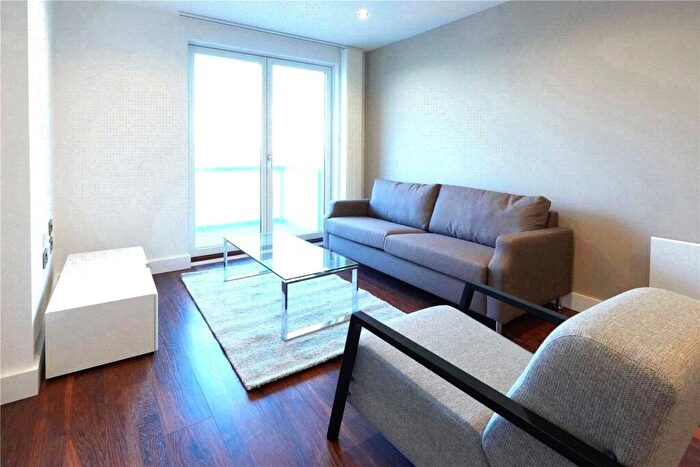 2 Bedroom Apartment To Rent In New Bridge Street Salford, M3