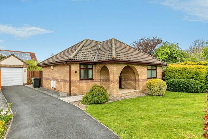 3 Bedroom Bungalow For Sale In The Hedges, St. Georges, Weston-super-Mare, Somerset, BS22