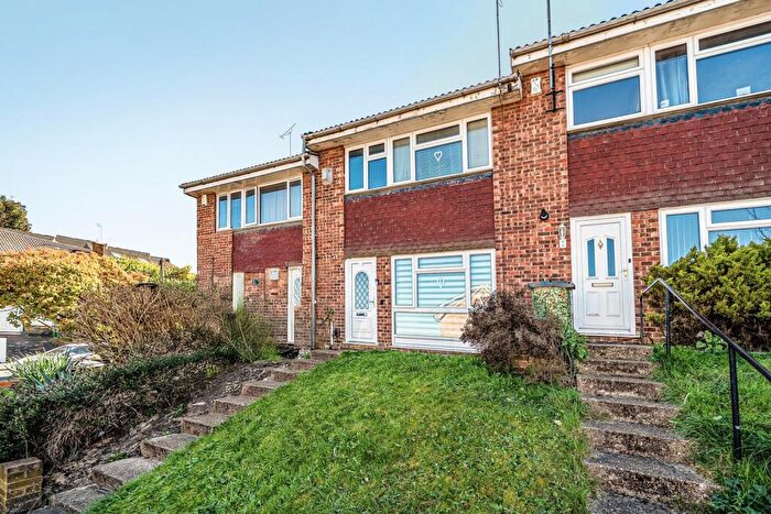 3 Bedroom Terraced House For Sale In Morvale Close, Belvedere, DA17