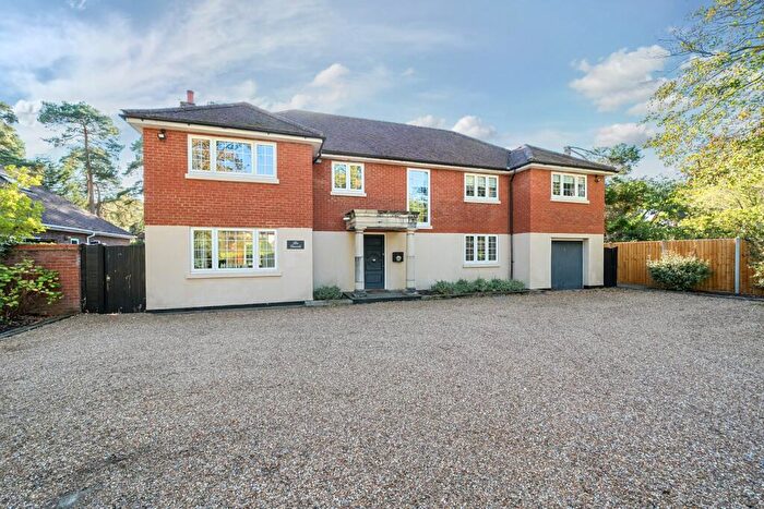6 Bedroom Detached House For Sale In Pyrford Woods, Pyrford, Surrey, GU22
