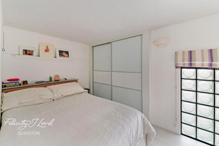 2 Bedroom Apartment For Sale In Citygate House, N1 - Photo 9