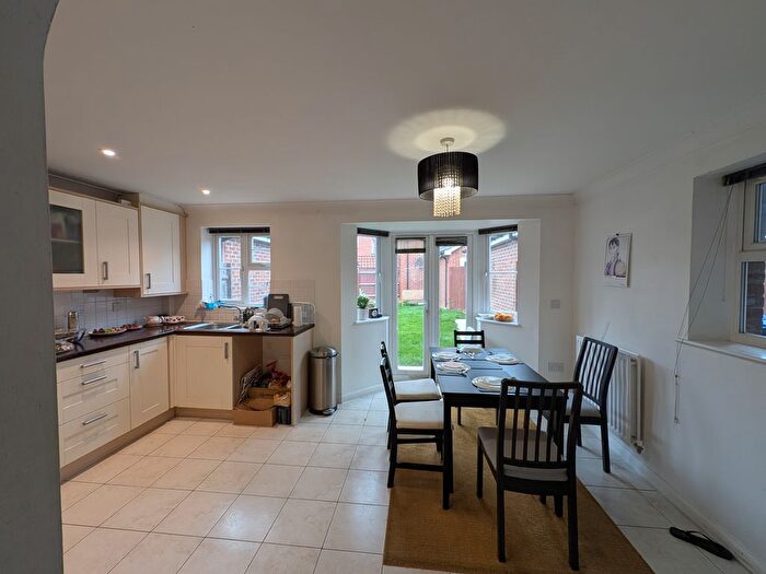 4 Bedroom Semi-Detached House To Rent In Ringstone, Cambridge, CB22