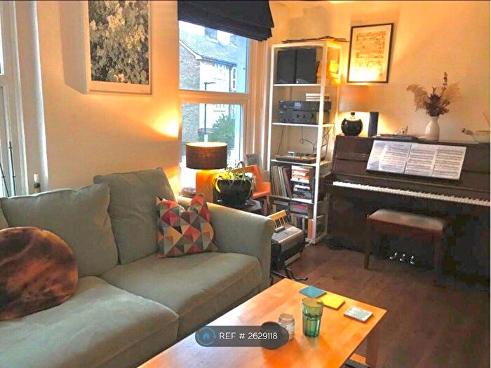 2 Bedroom Maisonette To Rent In Forster Road, London, N17