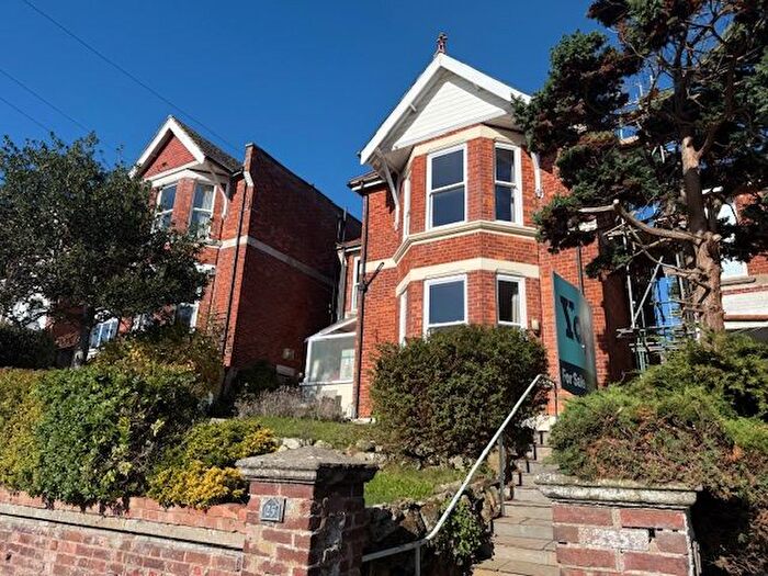 4 Bedroom Detached House For Sale In Godwin Road, Hastings, TN35