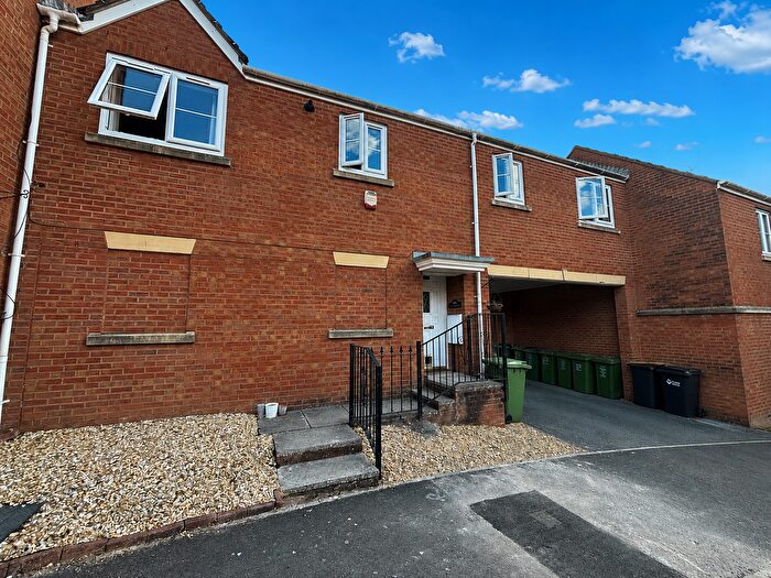2 Bedroom Flat To Rent In Lavender Road, Exeter, EX4