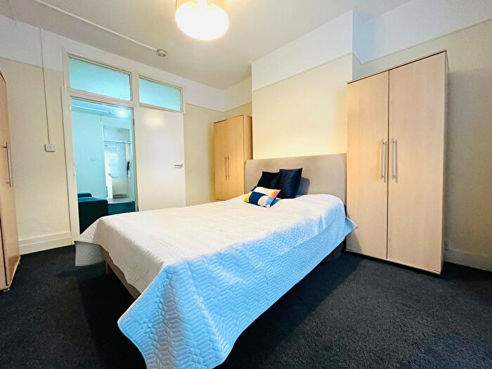 1 Bedroom Flat To Rent In Gowan Road, Willesden Green, NW10